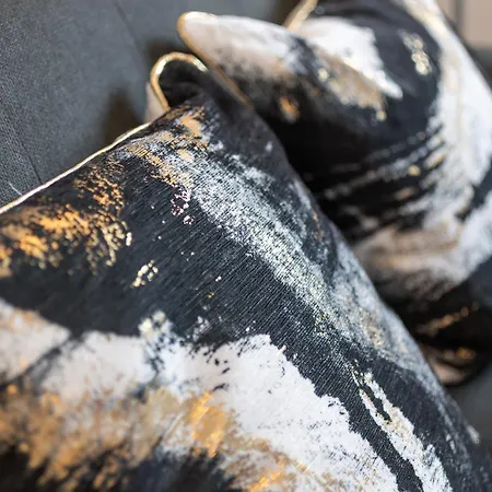 Διαμέρισμα Stylish, Spacious 1 Bedroom Apartment,