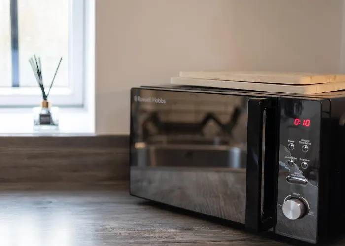 Апартаменти Stylish, Spacious 1 Bedroom Apartment, *